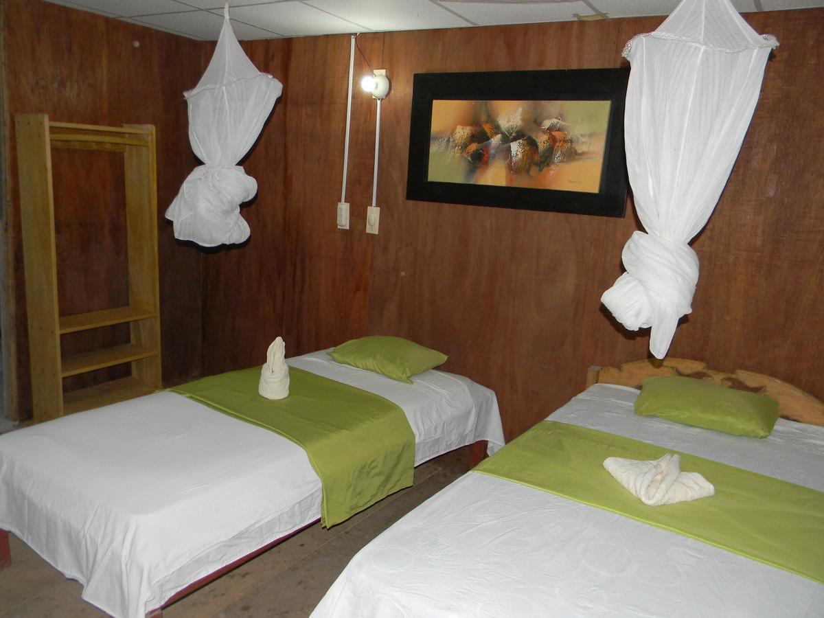 Jacamar Lodge Expeditions Икитос Экстерьер фото